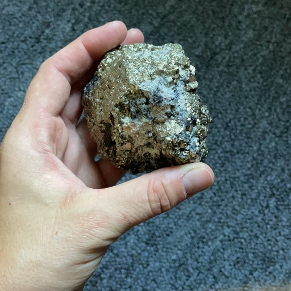 Pyrite Chonk - Picture 2 of 3